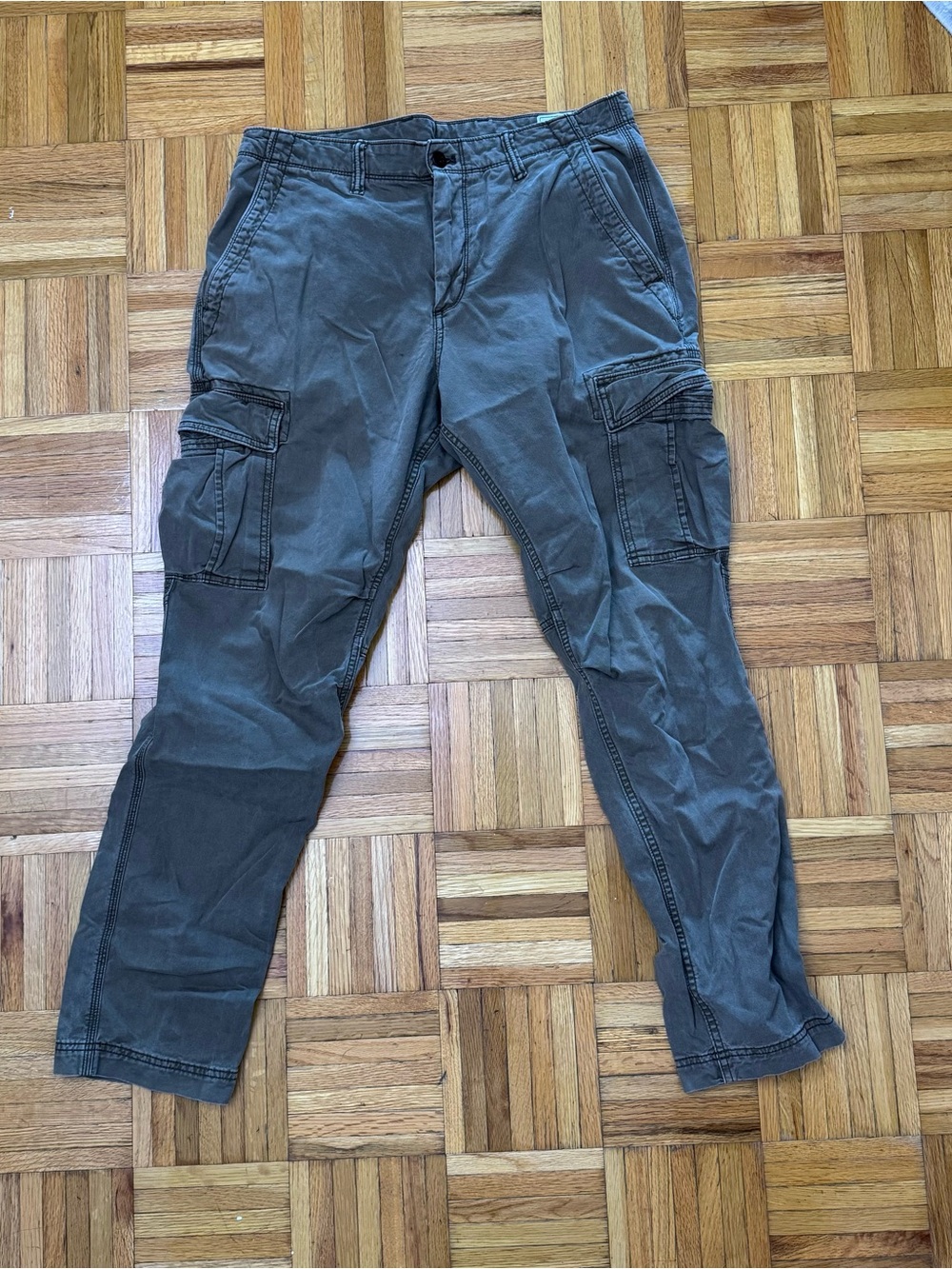 GAP Men's Green/Gray Cargo Pants